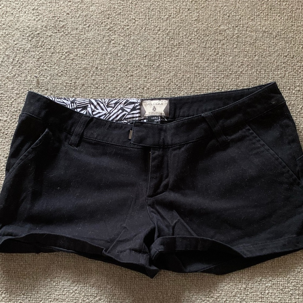 VOLCOM Shorts